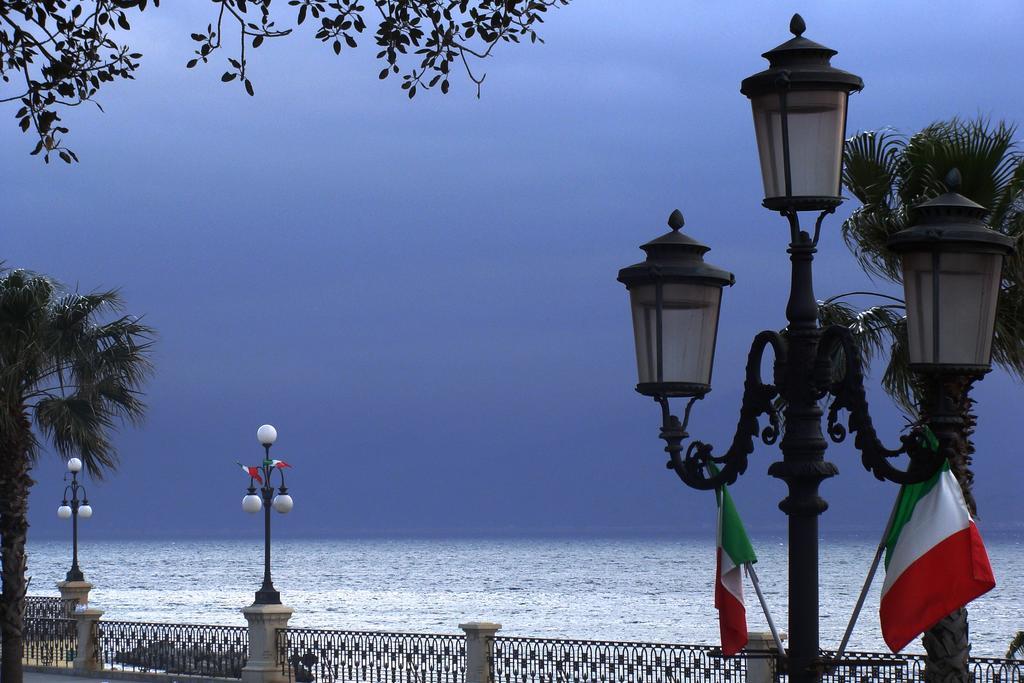 La Casa Di Ermelinda Bed and Breakfast Reggio di Calabria Buitenkant foto