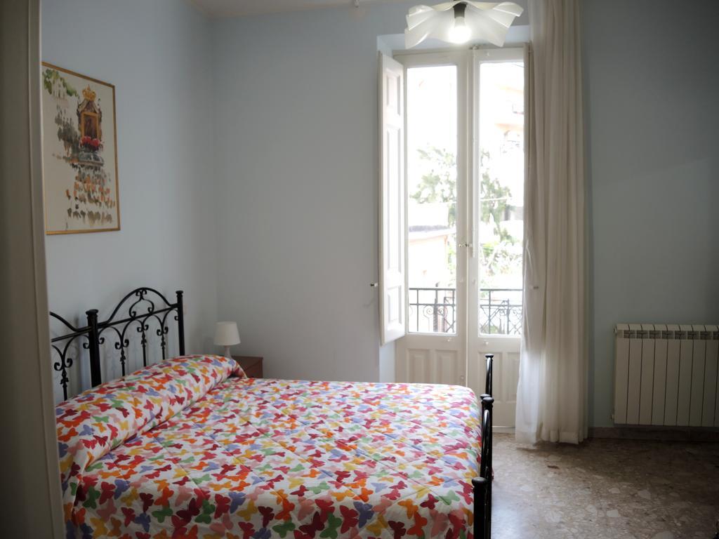La Casa Di Ermelinda Bed and Breakfast Reggio di Calabria Buitenkant foto