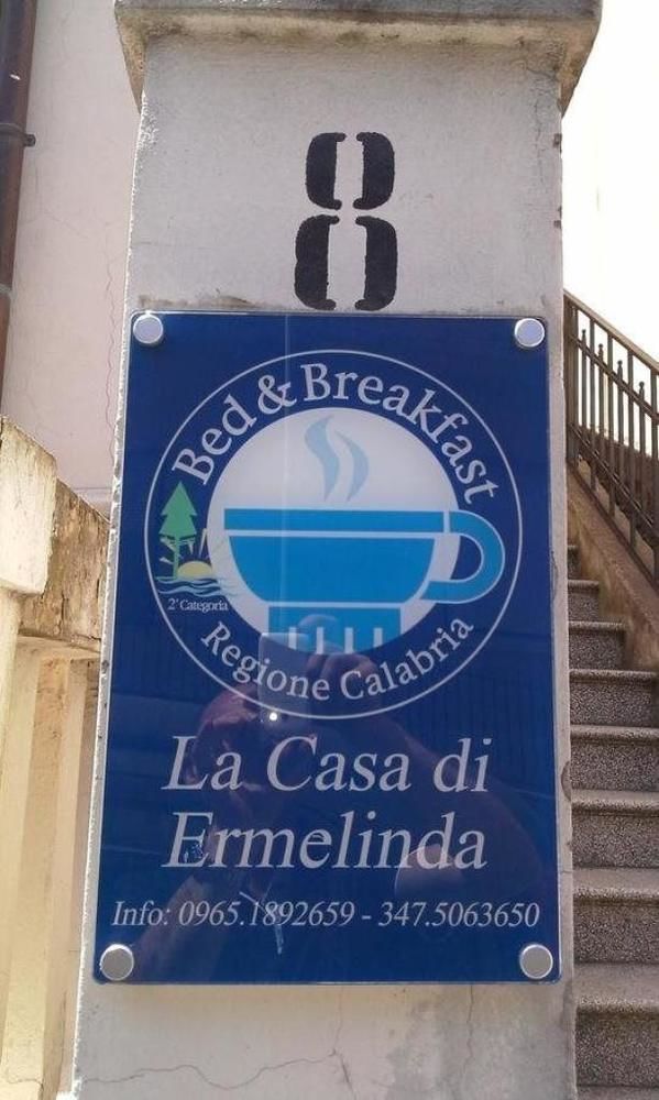 La Casa Di Ermelinda Bed and Breakfast Reggio di Calabria Buitenkant foto